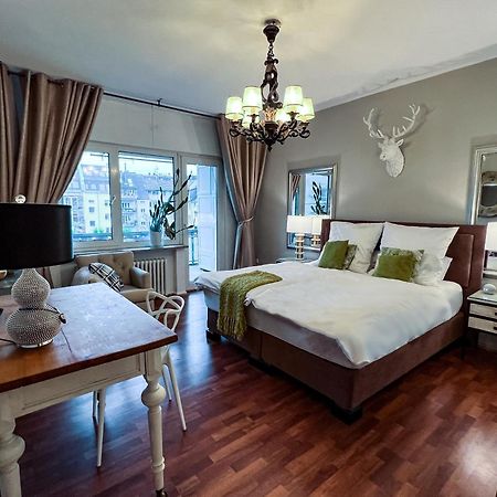 Big, Central And Charming Apartment On Schaafenstrasse โคโลญ ภายนอก รูปภาพ