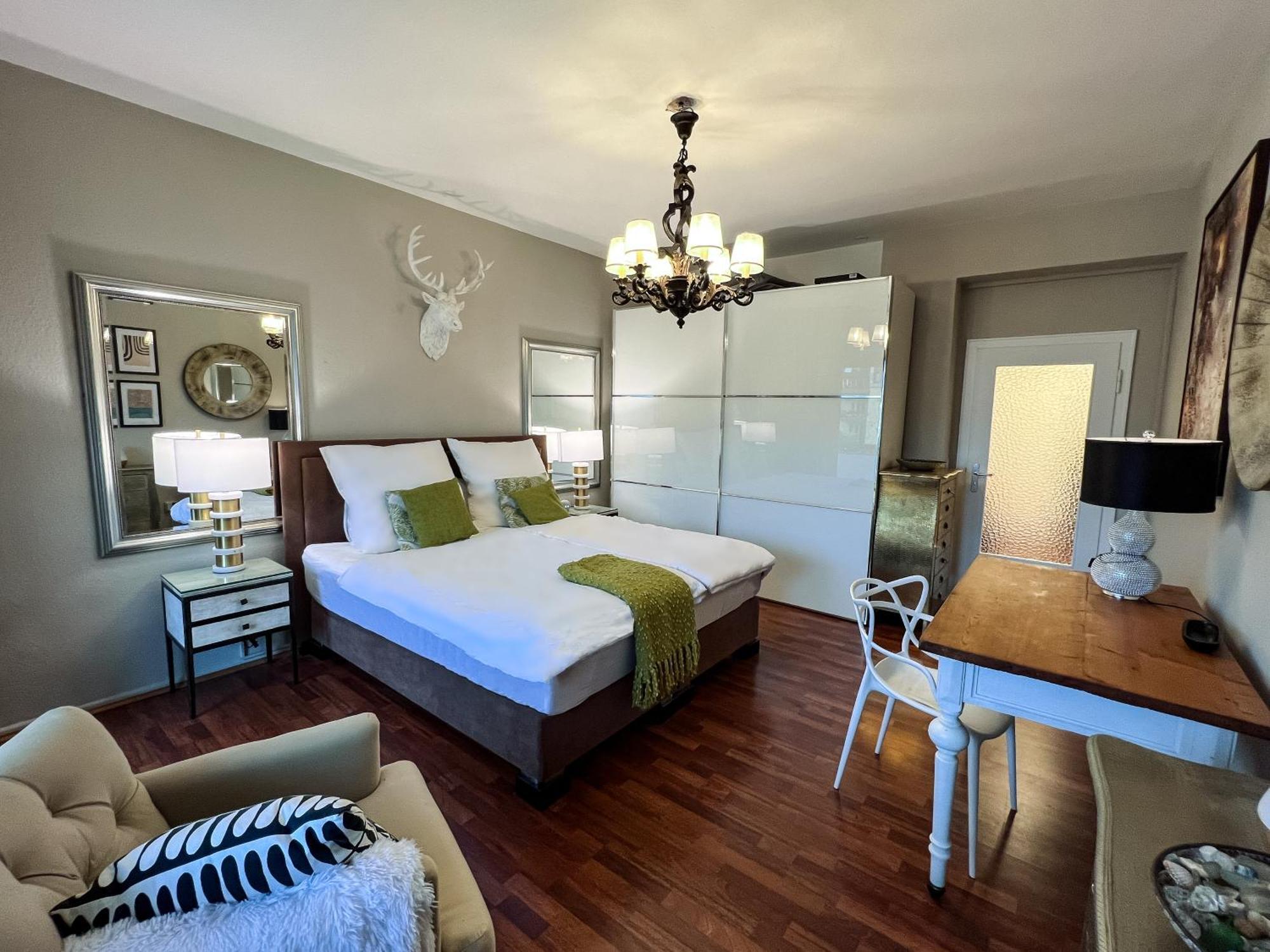 Big, Central And Charming Apartment On Schaafenstrasse โคโลญ ภายนอก รูปภาพ
